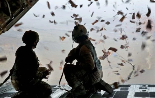 Τουρκικά αεροπλάνα έριξαν χιλιάδες προκηρύξεις πάνω από την Εφρίν ζητώντας από τον πληθυσμό να «τουρκέψει»